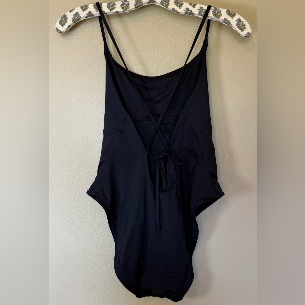 Everlane Classic Black One-Piece Tie Back Swimsuit Size Large - Picture 3 of 6